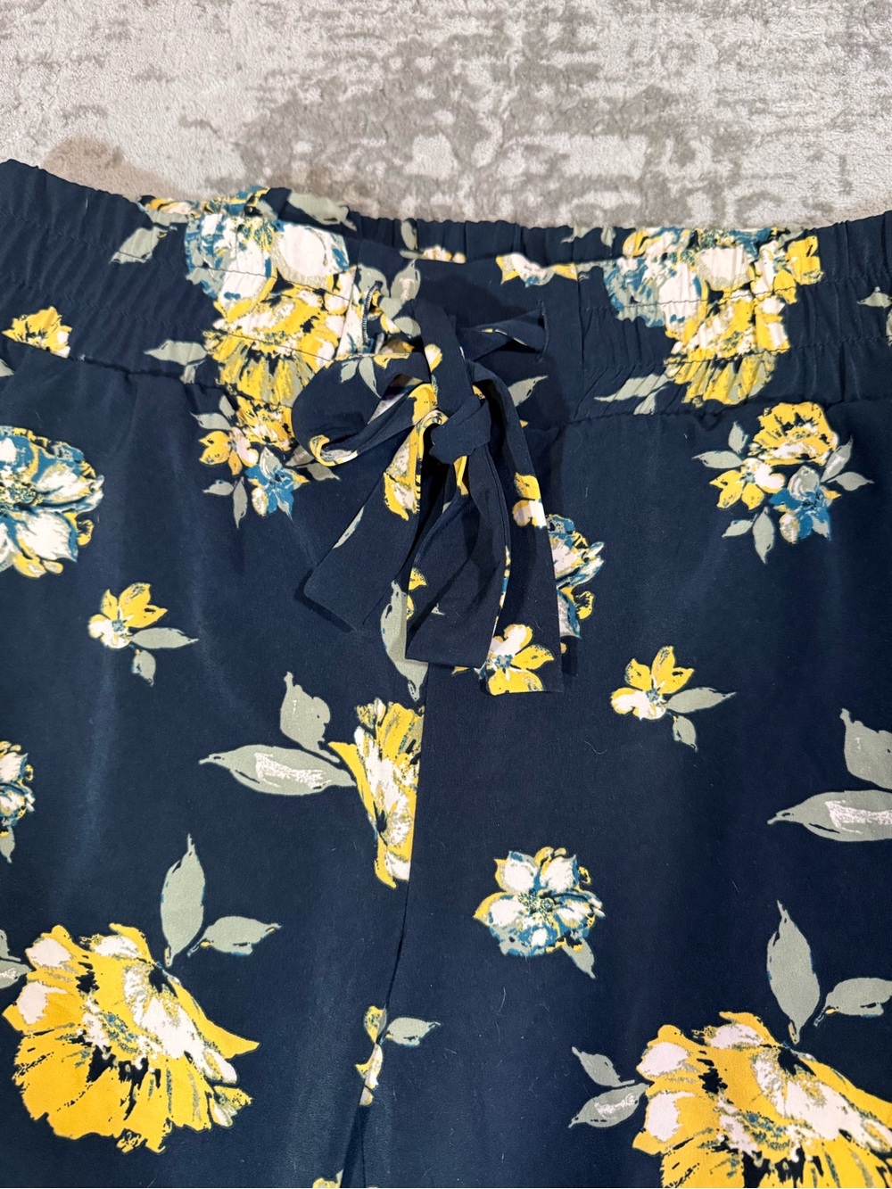 Chapter One Floral Tie Waist Jogger Pants Black Yellow Women's Medium - Picture 4 of 9